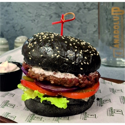 Qlutensiz Qara Burger 